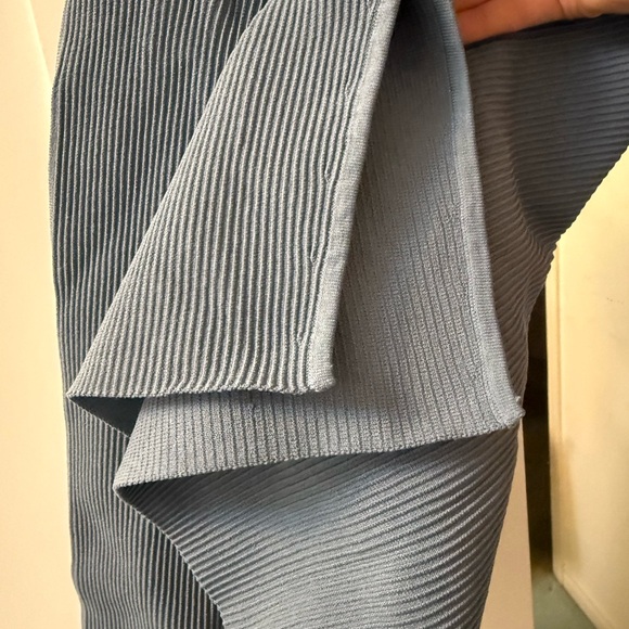 Babaton Cultural Long Sleeved Sculpt Knit -Slab Blue- -Size M-NWT - Picture 6 of 8